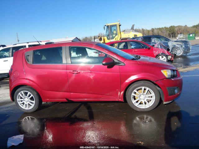 Chevrolet Sonic Lt Auto Image 4