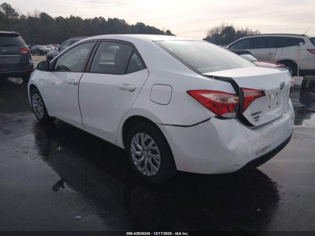 Toyota Corolla Le Image 3