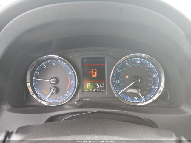 Toyota Corolla Le Image 13