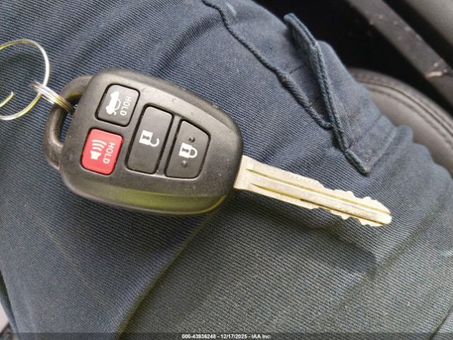 Toyota Corolla Le Image 4