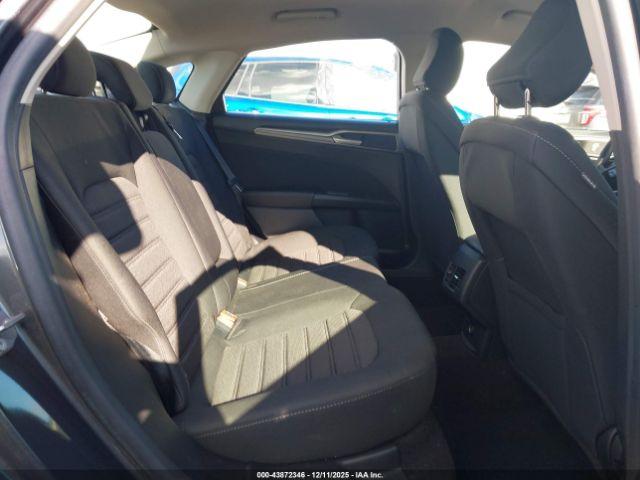 Ford Fusion Se Image 10