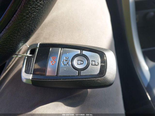 Ford Fusion Se Image 9