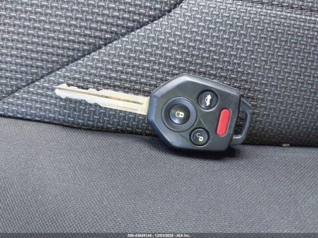 Subaru Impreza Premium 5-door Image 4