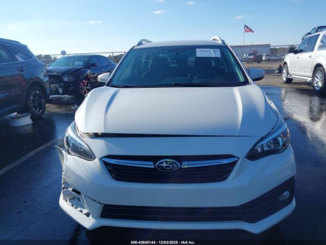 Subaru Impreza Premium 5-door Image 6