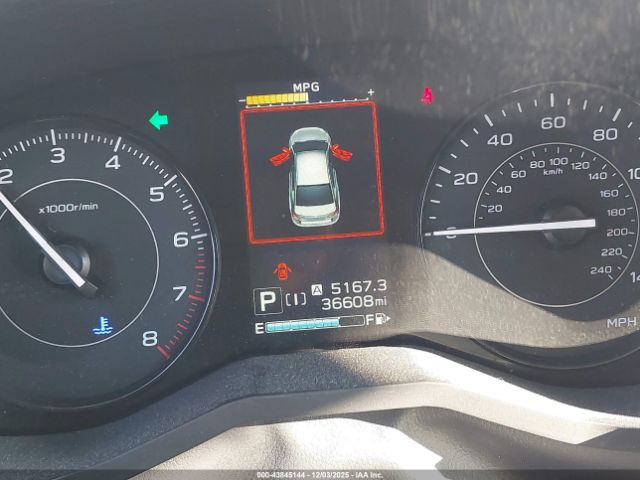 Subaru Impreza Premium 5-door Image 5