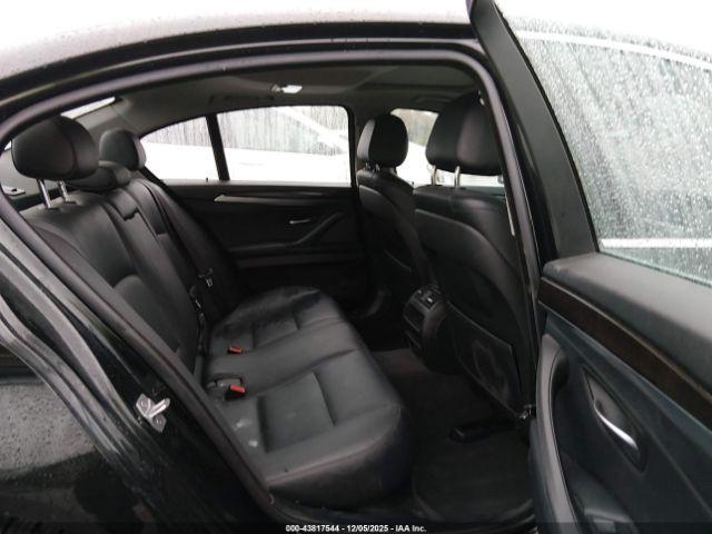 BMW 5 Series Image 10