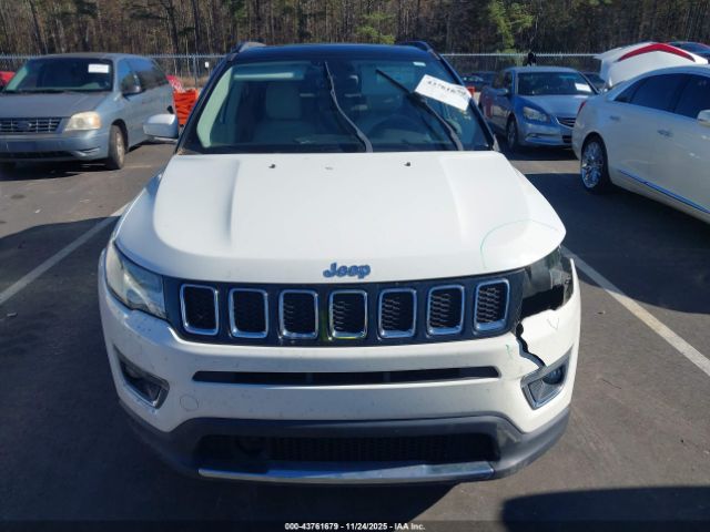 Jeep Compass Limited Fwd Image 10