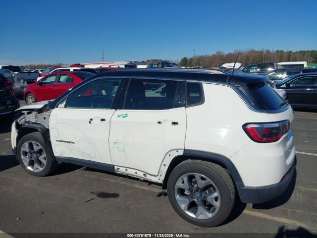 Jeep Compass Limited Fwd Image 11