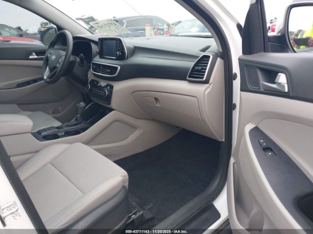 Hyundai TUCSON Value Image 7