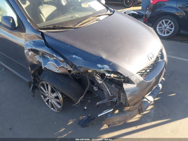 Toyota Matrix Image 4