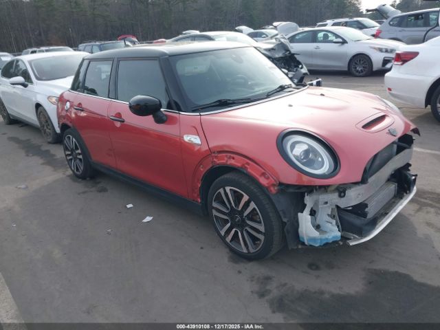 MINI Hardtop Cooper S Image 1