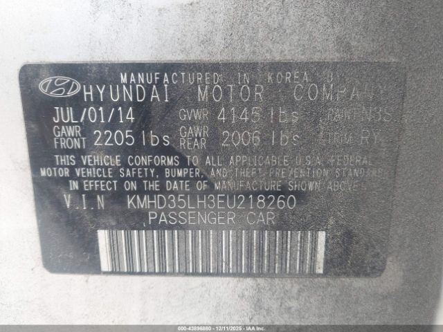 Hyundai ELANTRA Image 6