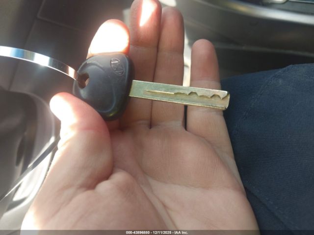 Hyundai ELANTRA Image 10