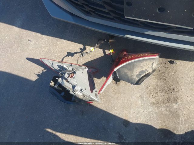 Hyundai ELANTRA Sel Image 3