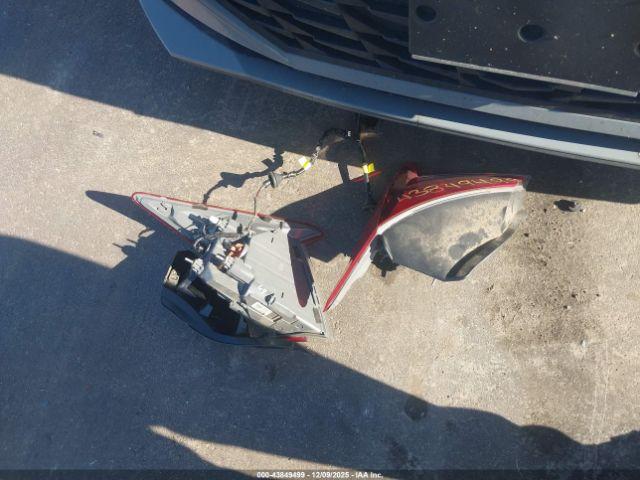 Hyundai ELANTRA Sel Image 3