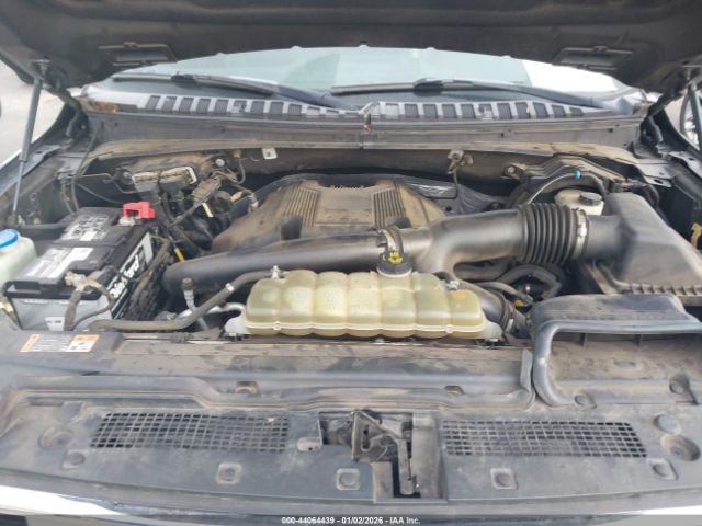 Ford Expedition Xlt Image 11