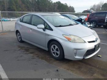  Salvage Toyota Prius