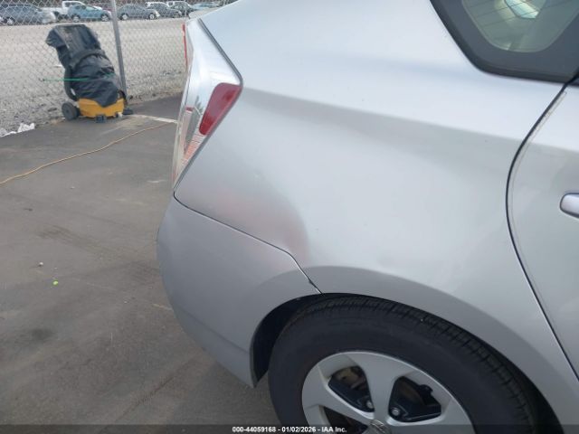 Toyota Prius Three Image 20