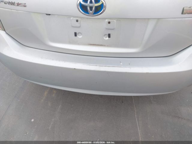 Toyota Prius Three Image 17