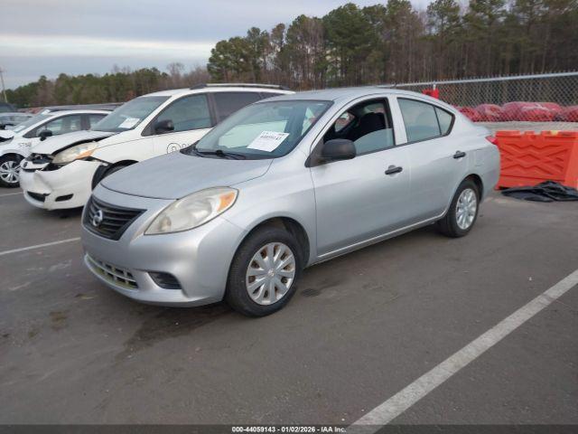 Nissan Versa 1.6 S Image 3