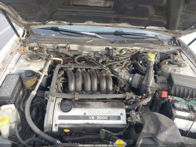 Nissan Maxima Image 8