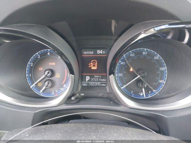 Toyota Corolla S Image 4