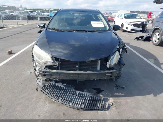 Toyota Corolla S Image 16