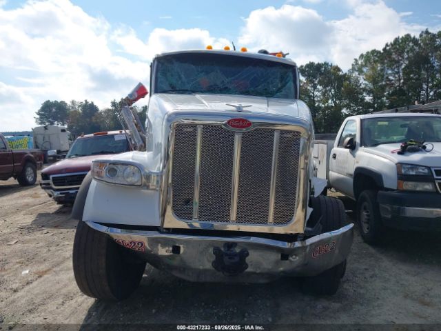 Peterbilt 567 Image 4