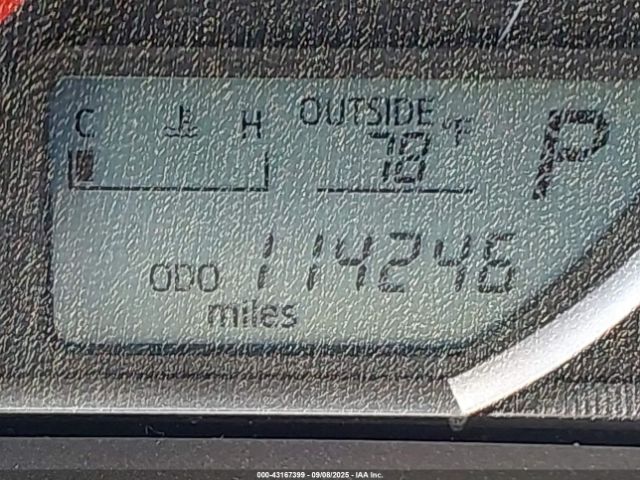 Toyota RAV4 Le Image 11