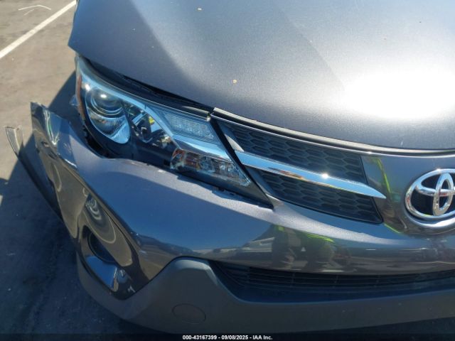 Toyota RAV4 Le Image 13