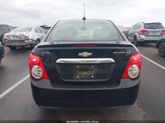 Chevrolet Sonic Lt Manual Image 2