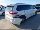 Toyota Sienna Xle 8 Passenger Image 13