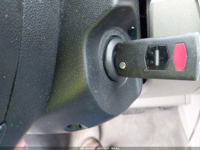 Mazda Mazda5 Sport Image 9