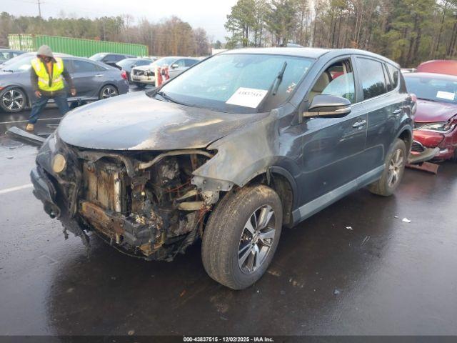 Toyota RAV4 Xle Image 2