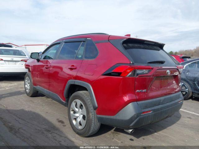 Toyota RAV4 Le Image 5