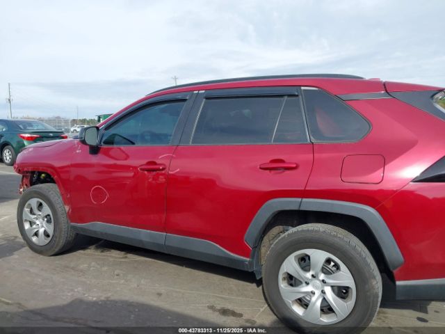 Toyota RAV4 Le Image 13