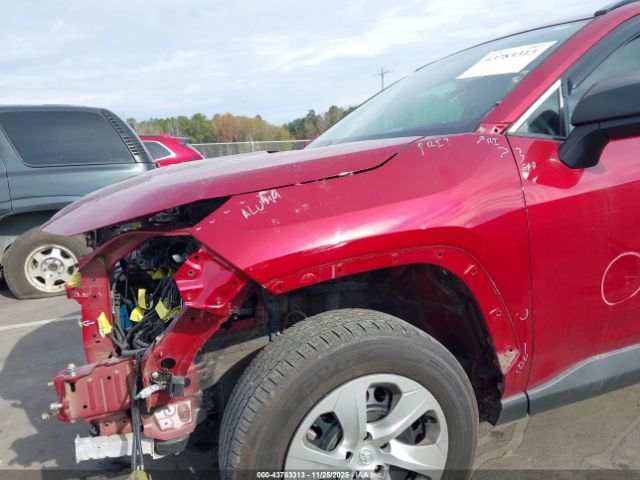 Toyota RAV4 Le Image 19