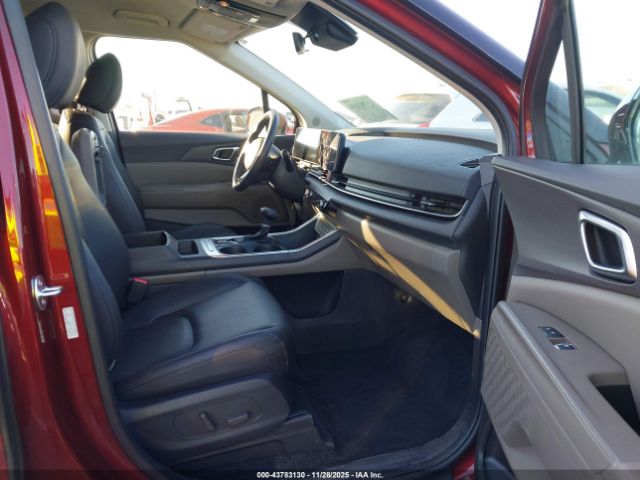 Kia Carnival Ex Image 13