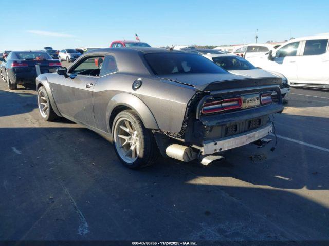 Dodge Challenger Image 5