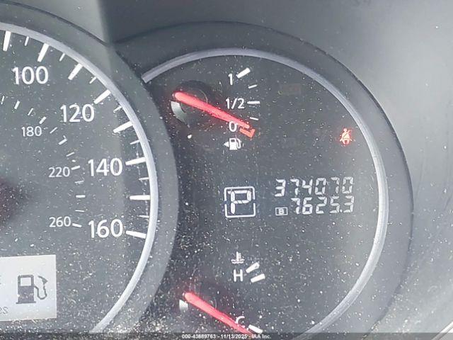 Nissan Quest Platinum Image 14