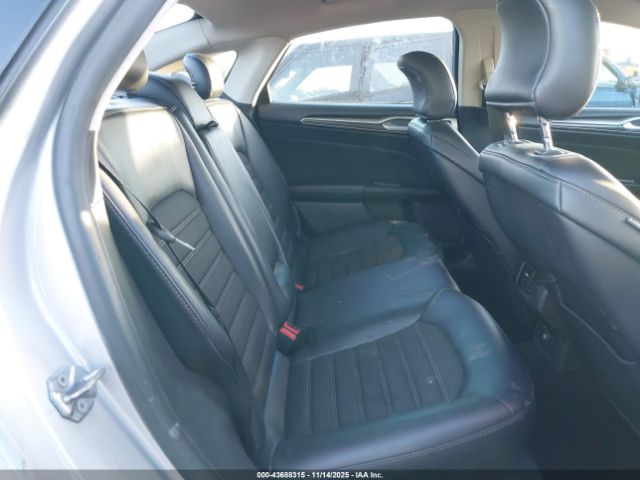 Ford Fusion Se Image 11