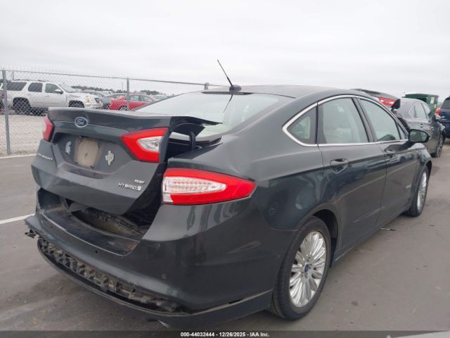Ford Fusion Se Image 11