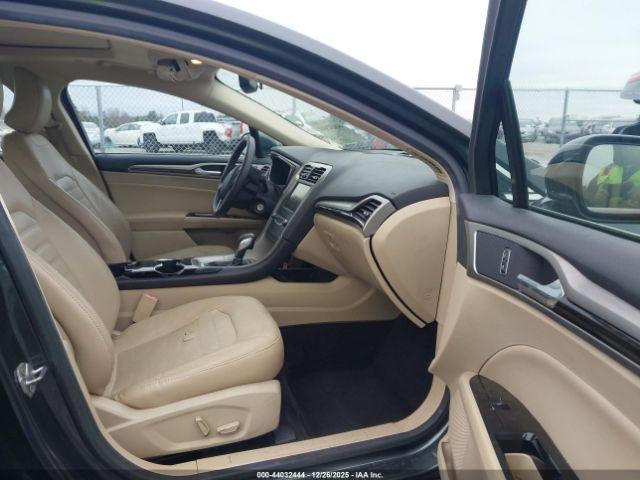 Ford Fusion Se Image 4