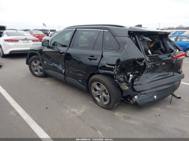 Toyota RAV4 Le Image 2