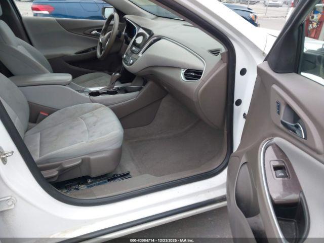 Chevrolet Malibu 1lt Image 3