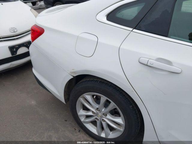 Chevrolet Malibu 1lt Image 17