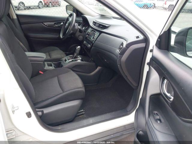 Nissan Rogue Sv Image 12