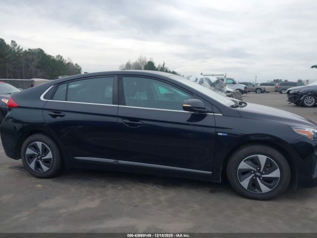 Hyundai Ioniq Sel Image 16