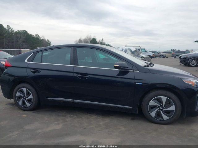 Hyundai Ioniq Sel Image 16