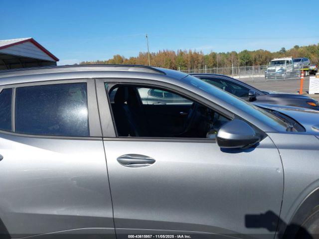 Chevrolet Trax Fwd Lt Image 9